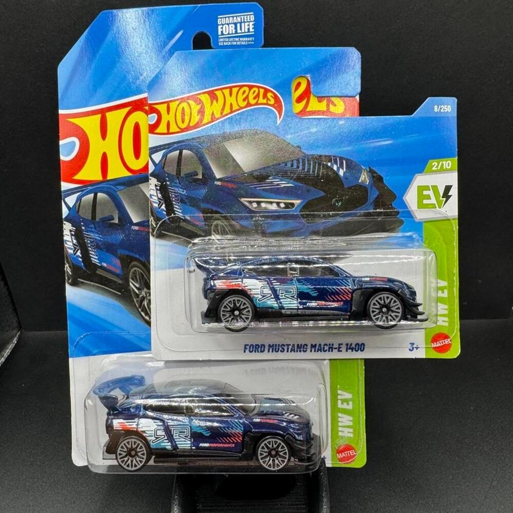 Hot wheels ford mustang mach e